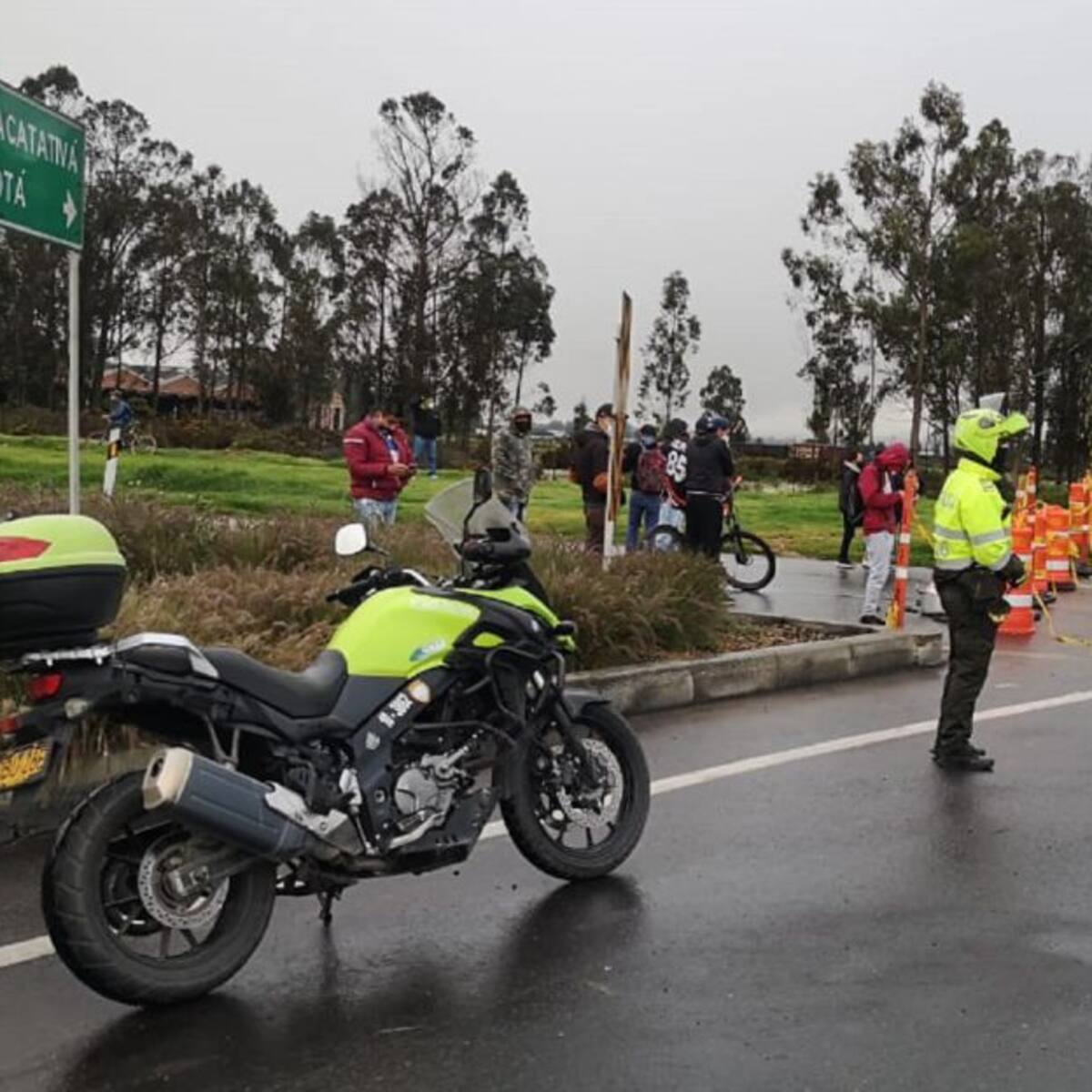 1200 policías garantizarán movilidad en vías de Cundinamarca por fin de año