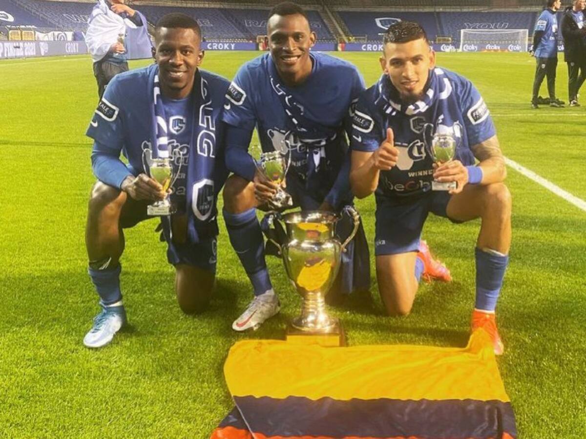 Lucumí, Muñoz y Cuesta, campeones de la Copa de Belgica con el Genk