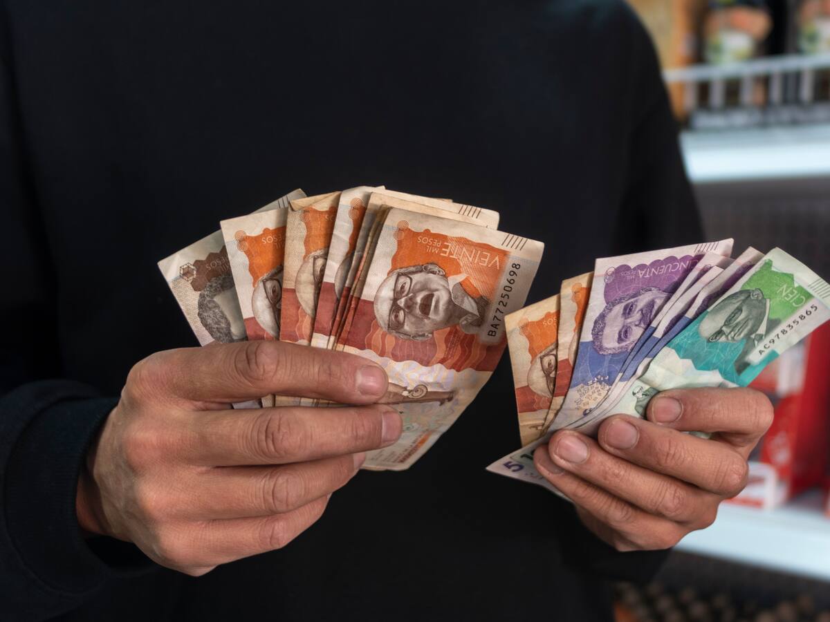 ¿Cuáles serían las condiciones para que el SMMLV 2024 sea de 2 millones? Esto se sabe