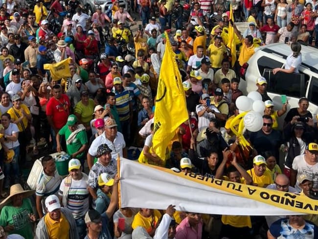 Masivo recibimiento de el 'Ñoño' Elías en Córdoba. Foto: Cortesía para W Radio.