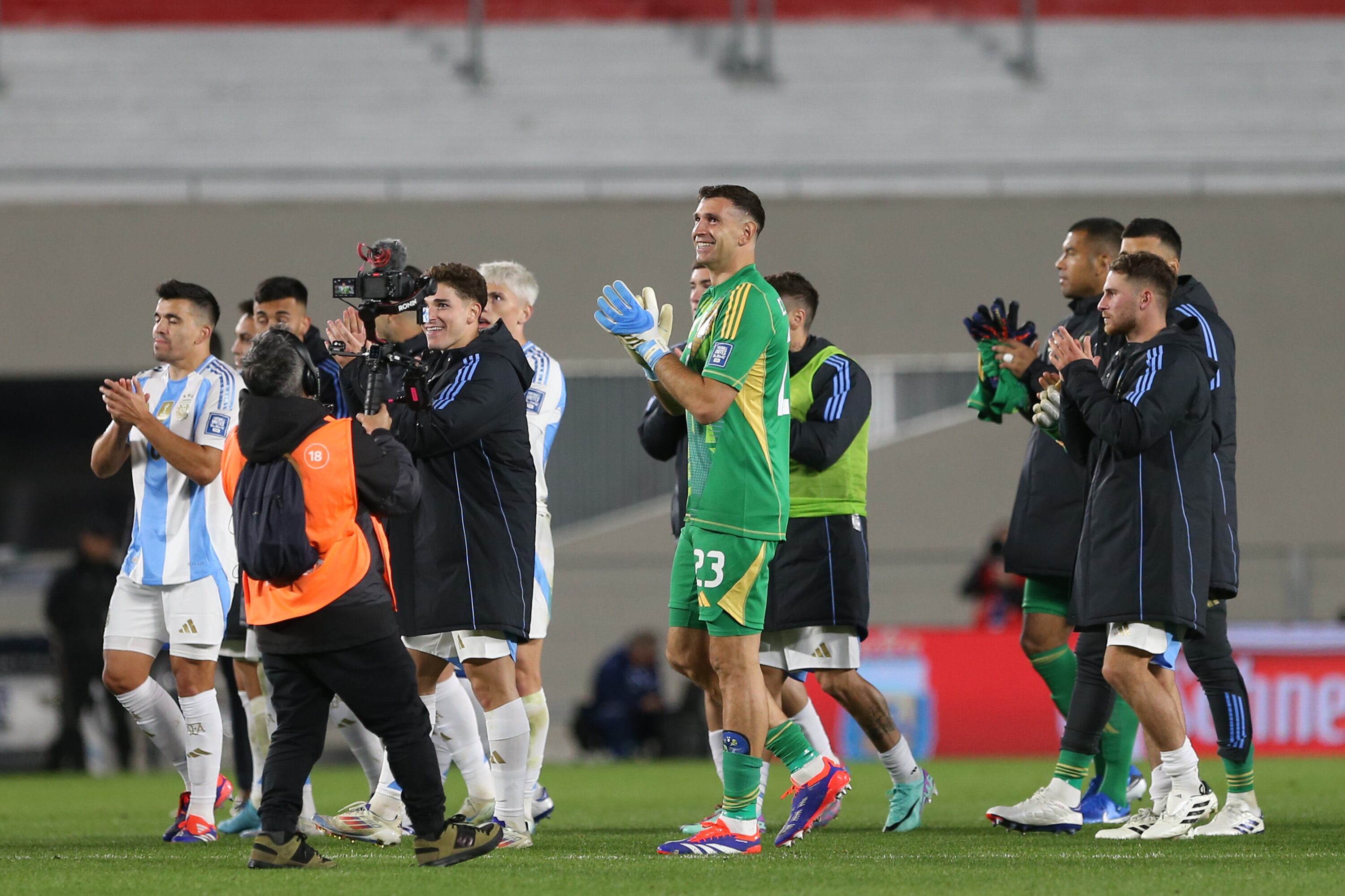 Emiliano Martinez (Photo by Daniel Jayo/Getty Images)
