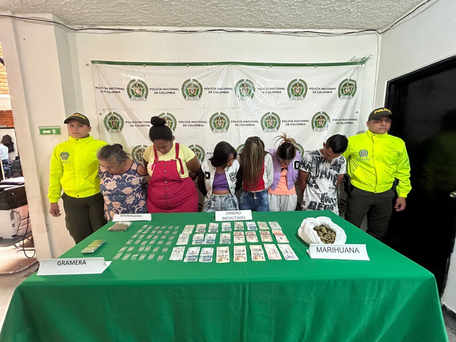 Conformada por dos gemelas, una anciana de 73 años. Foto Policía Huila.