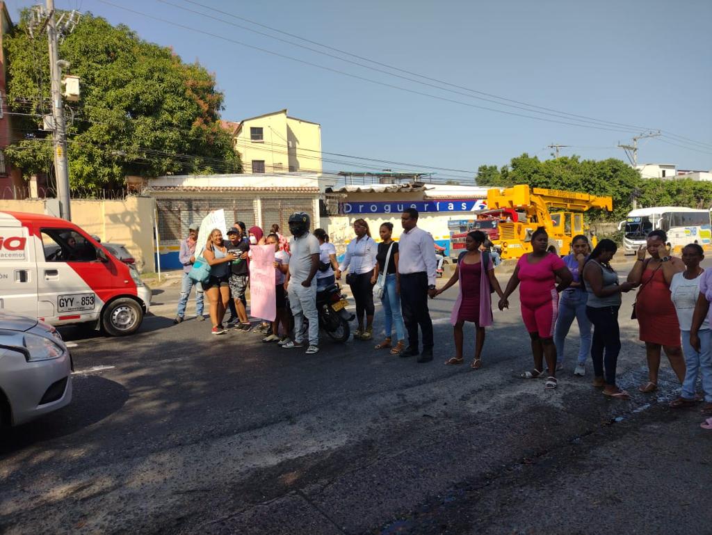 Padres cuidadores exigen al ICBF que les garantice derechos de sus hijos