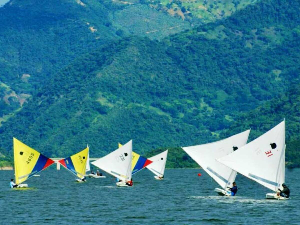 Destacada participación de ENAP en campeonato multiclases en Santander