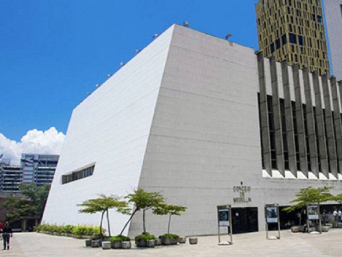 Por cuarta vez, debatirán en Medellín, la venta de acciones de EPM-UNE