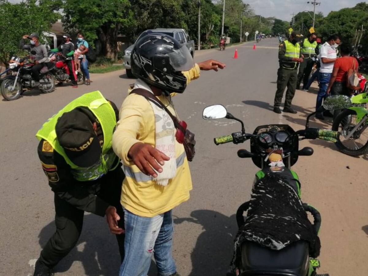 Policía de Bolívar realizó operativos de control en Mompox