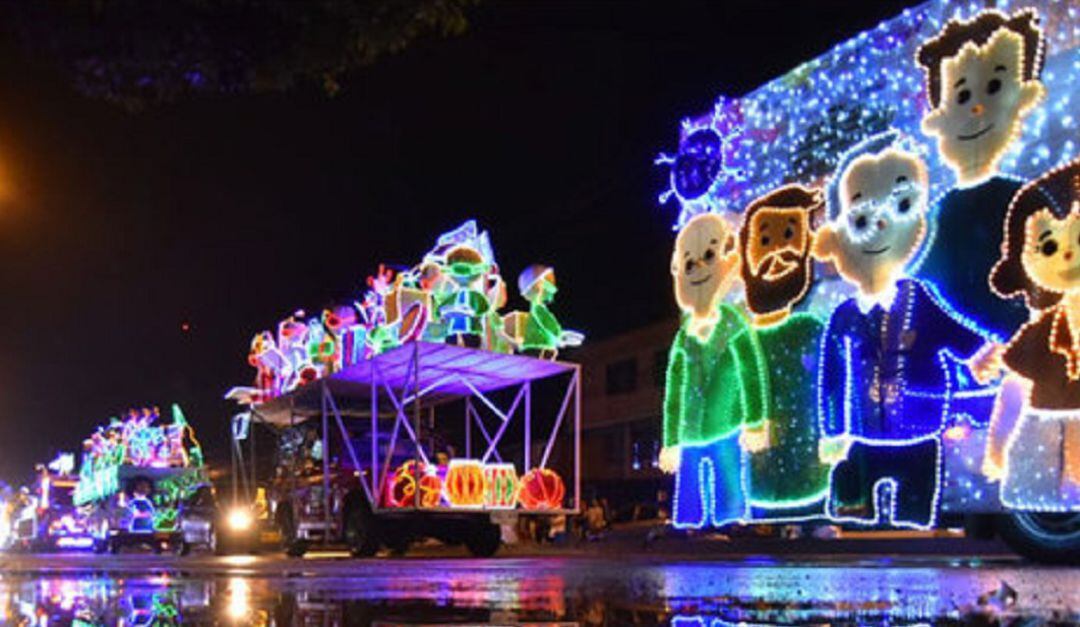 Imágenes del recorrido del alumbrado del 2020