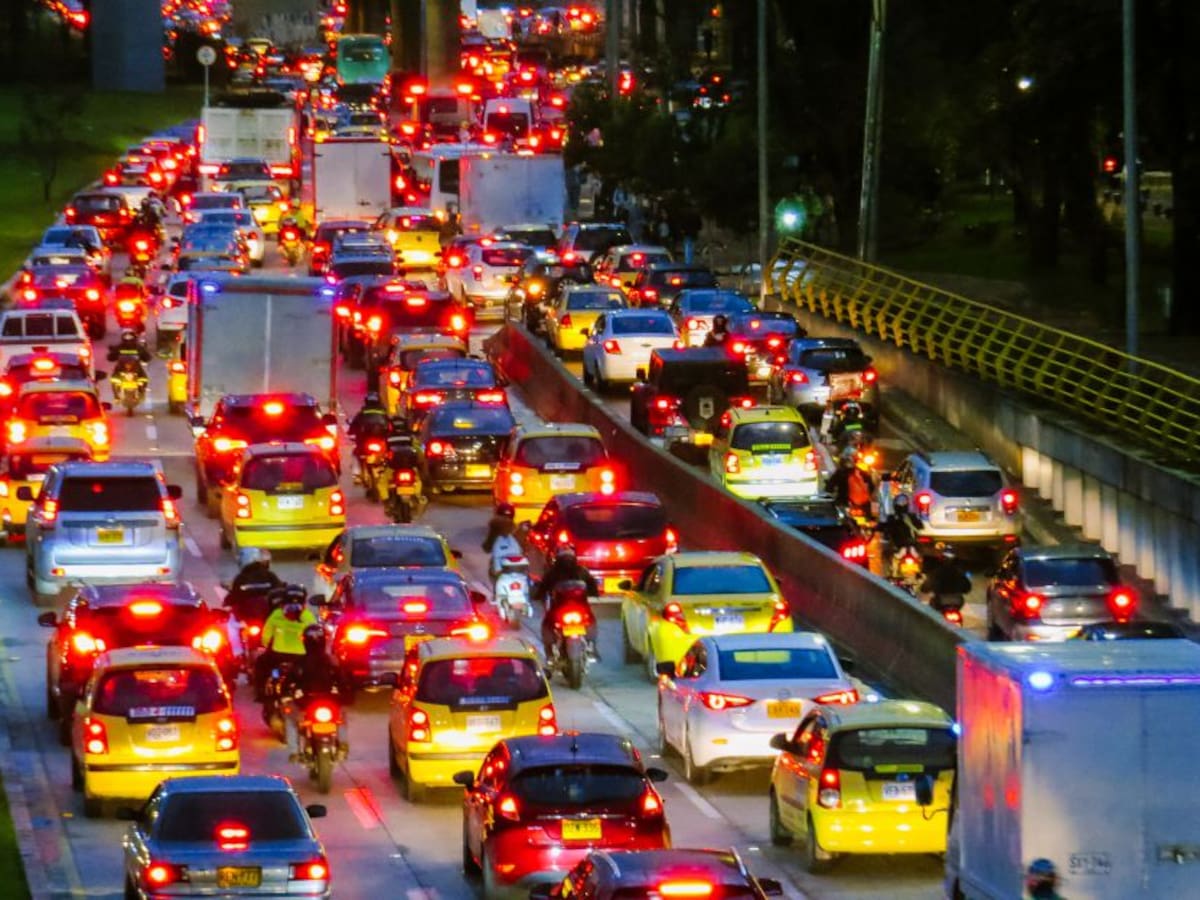 Trancones de hasta diez horas en vía Bogotá – Girardot