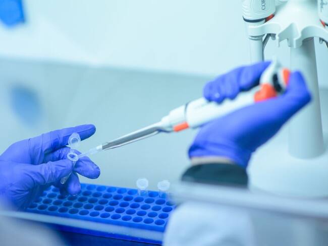 "Sí es posible reinfectarse por COVID-19": Julio Delgado, epidemiólogo