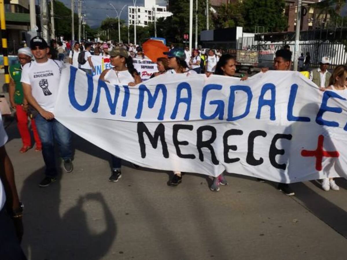 En completo orden se cumplió marcha estudiantil en Santa Marta