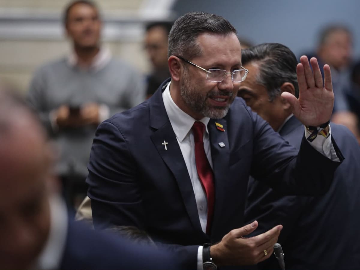 Plenaria del Senado negó moción de censura contra el ministro de Vivienda, Jaime Andrés Beltrán