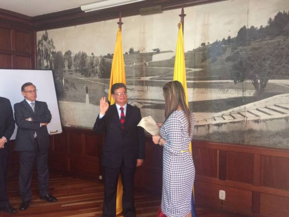 Alfonso López es el nuevo rector de la Universidad UPTC en Boyacá