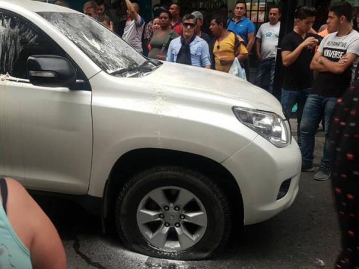 En disturbios terminó primer día de campaña de Timochenko en Armenia