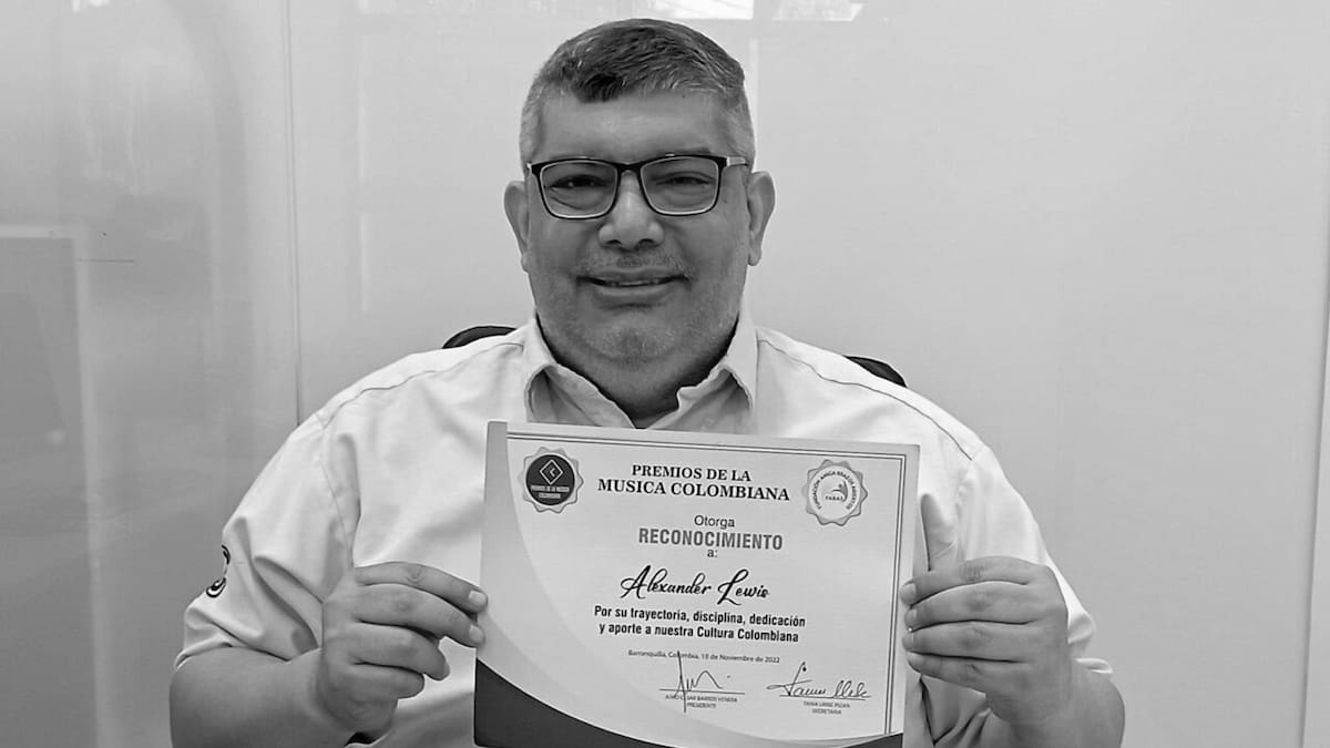 Fallece Alex Lewis, destacado periodista barranquillero, a los 56 años