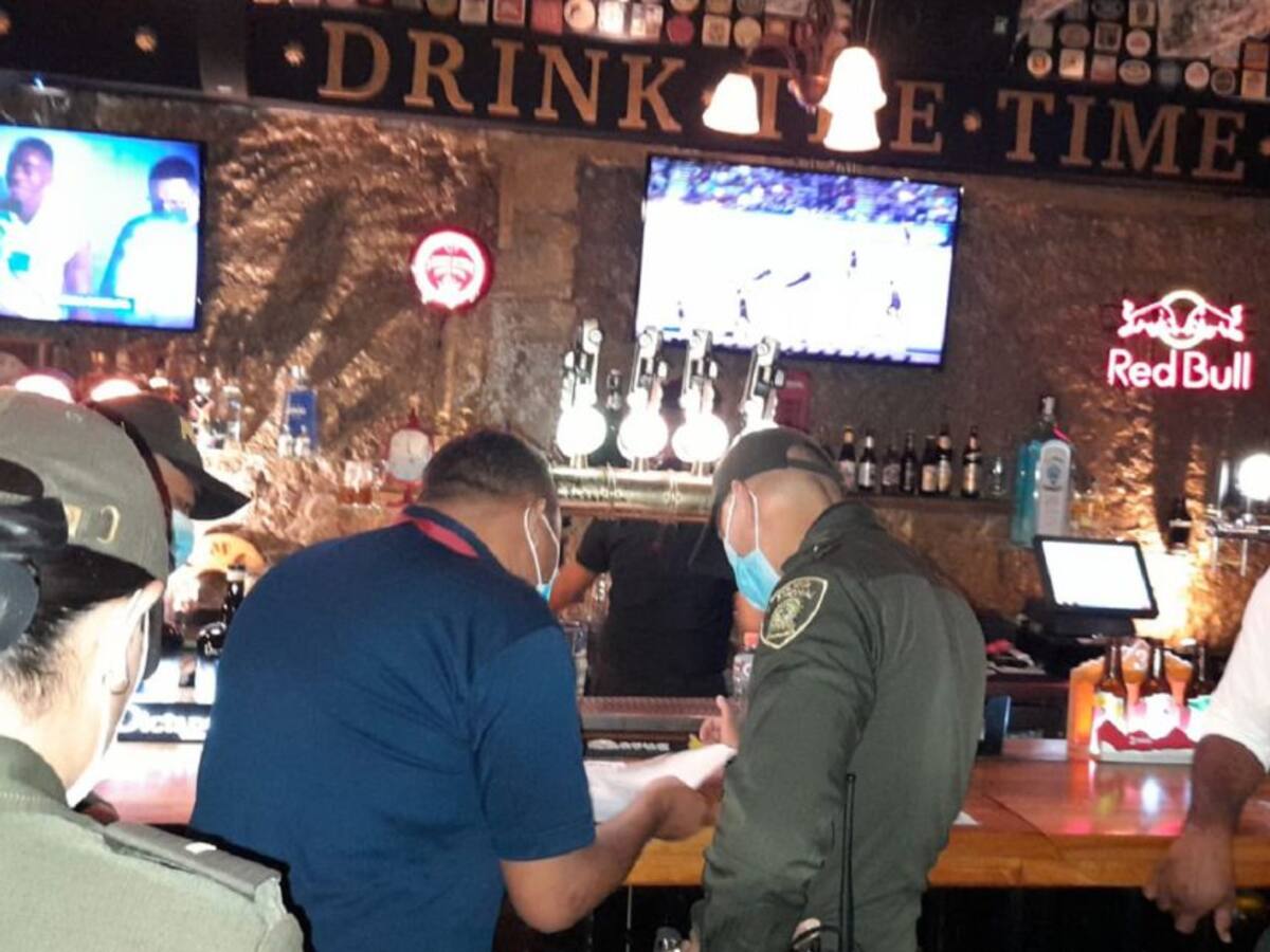 Operativo nocturno en Centro Histórico dejó un establecimiento suspendido