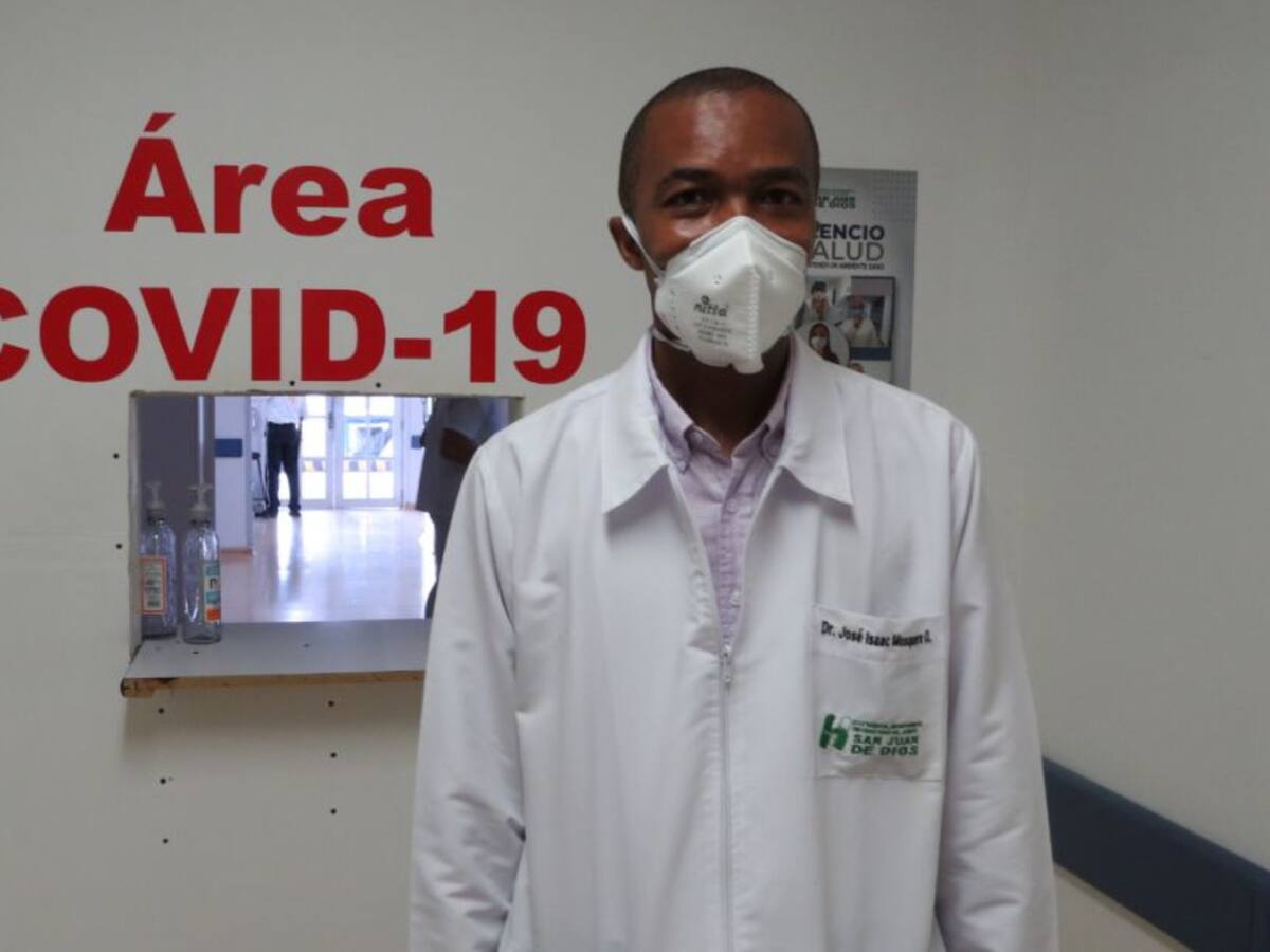 Todos nos debemos vacunar contra el COVID: Médico José Isaac Mosquera