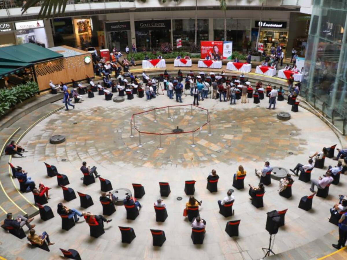 Centros comerciales no abren en Cali el 1 de junio