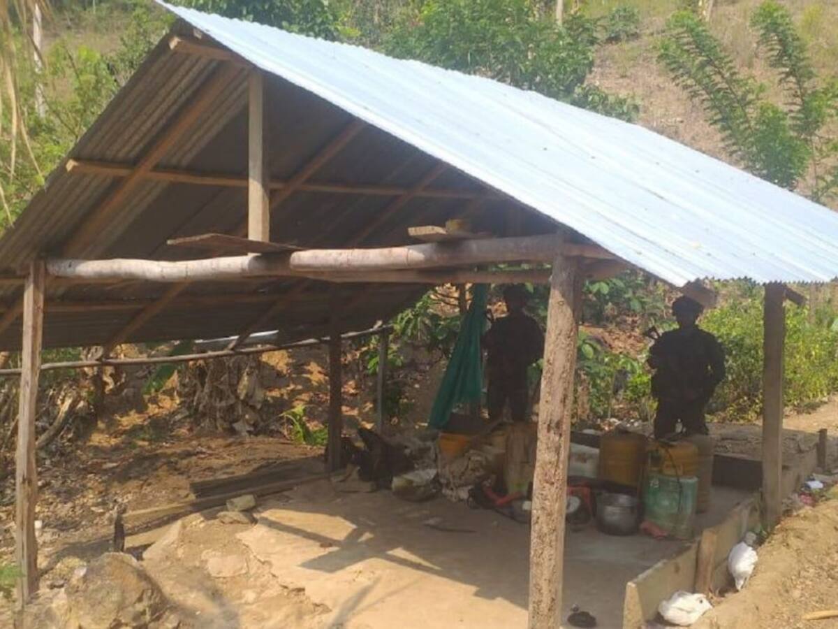 Ejército destruye laboratorio de coca en San Martín de Loba, Bolívar