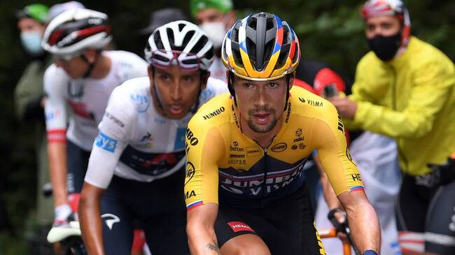 Tadej Pogacar y Egan Bernal cuando compitieron en el Tour de Francia 2020.