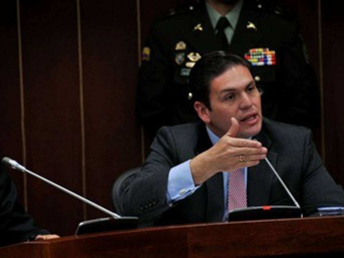 Mindefensa le pidió al Papa Benedicto XVI orar por los héroes de Colombia