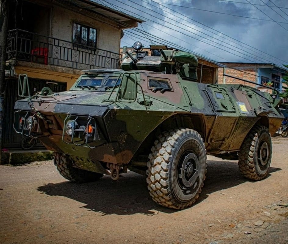 Cada pelotón cuenta con cuatro vehículos blindados ASV de gran capacidad. Crédito: Ejército Nacional.