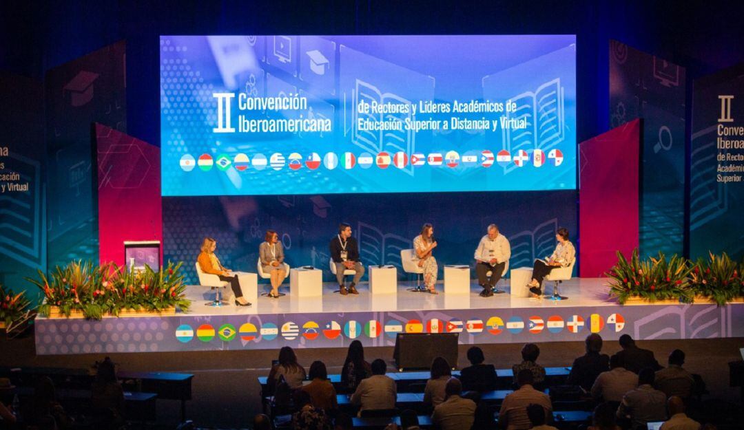 Durante la Convención de Rectores se habló del Metaverso y su relación con la educación a distancia y virtual