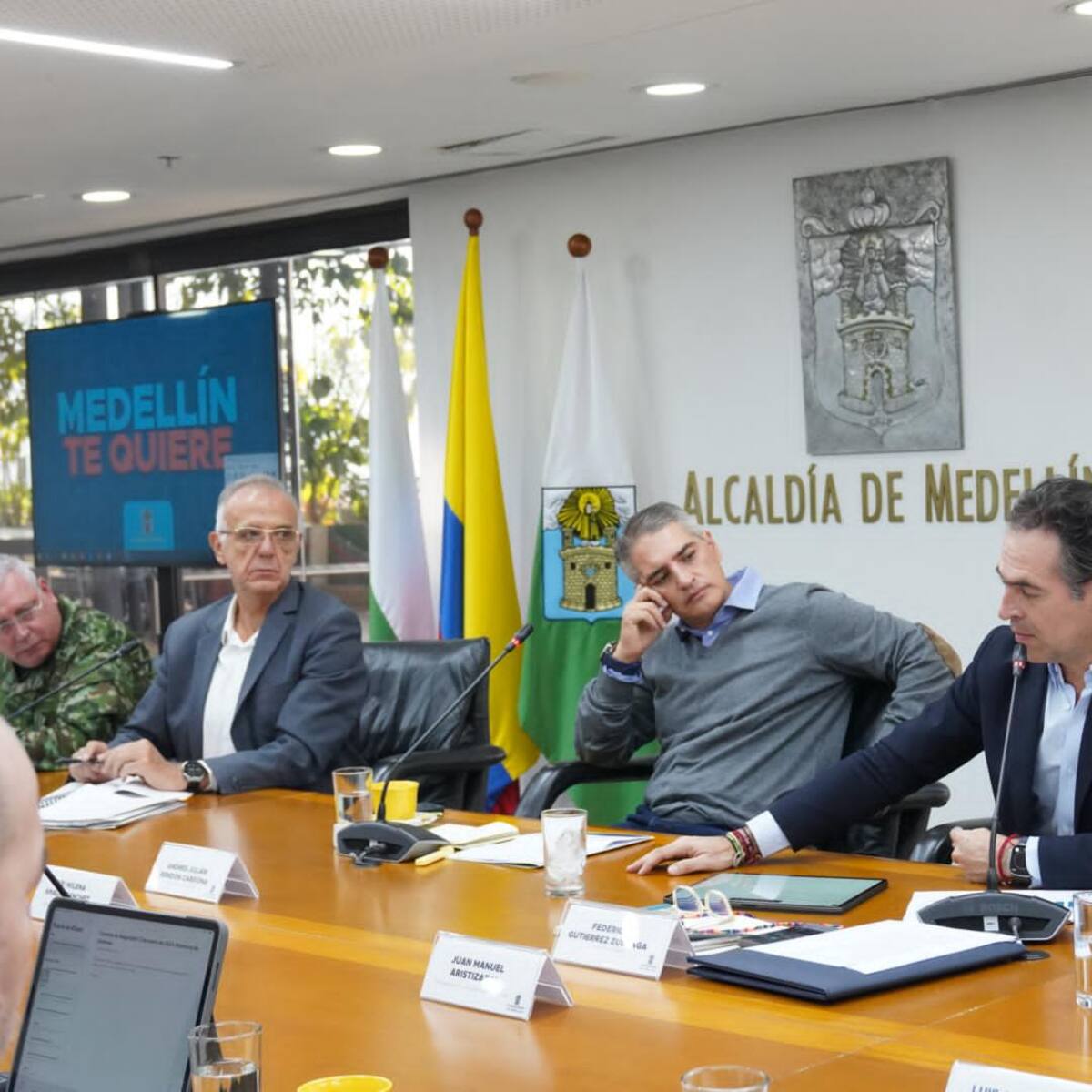 Yo no hablo con ellos, ni hablaré con ellos: ‘Fico’ sobre líderes de las bandas criminales