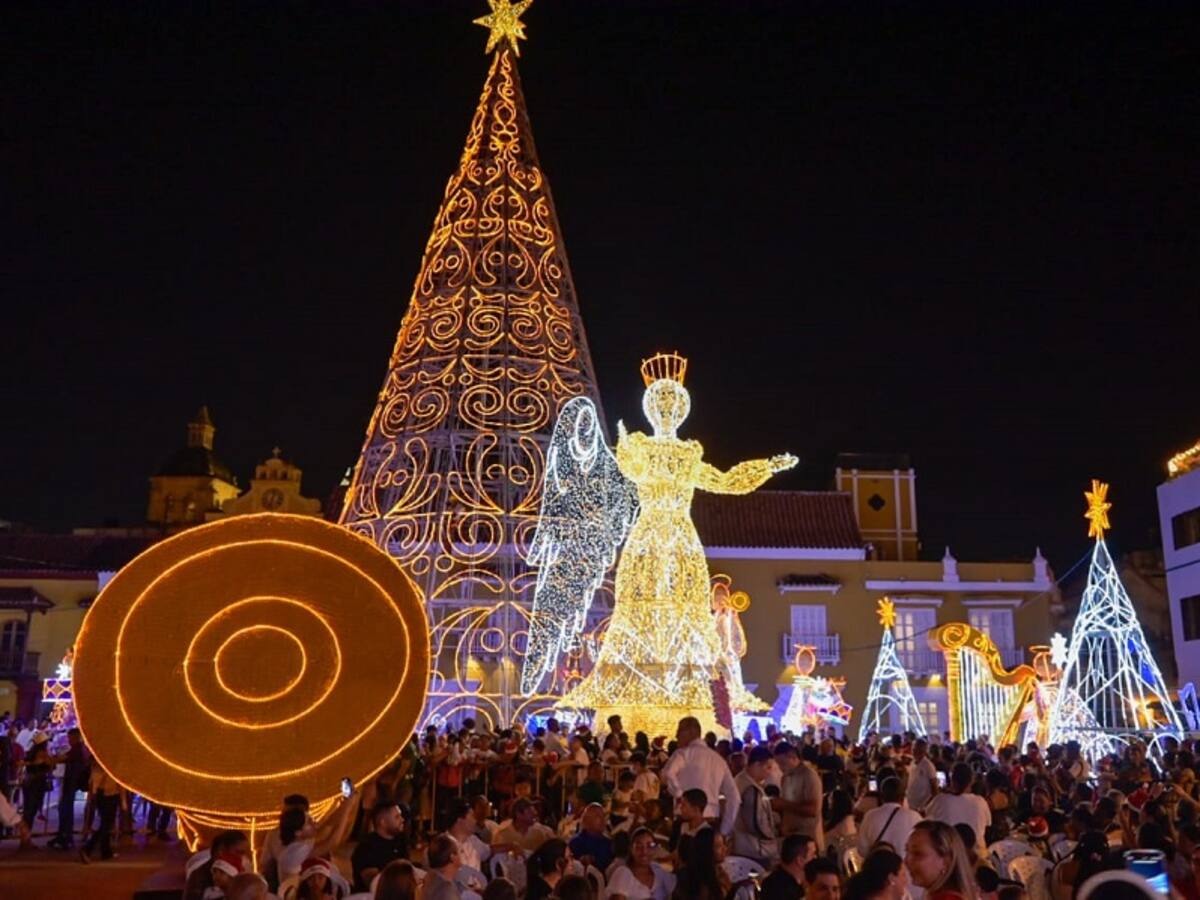 Cartagena encendió su alumbrado navideño en más de 30 puntos de la ciudad