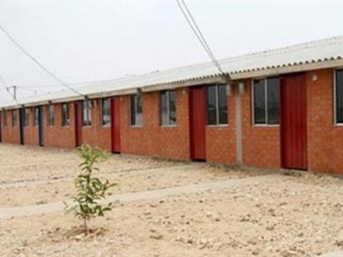 Abren investigación para establecer si hay sobrecostos en construcción de viviendas gratis