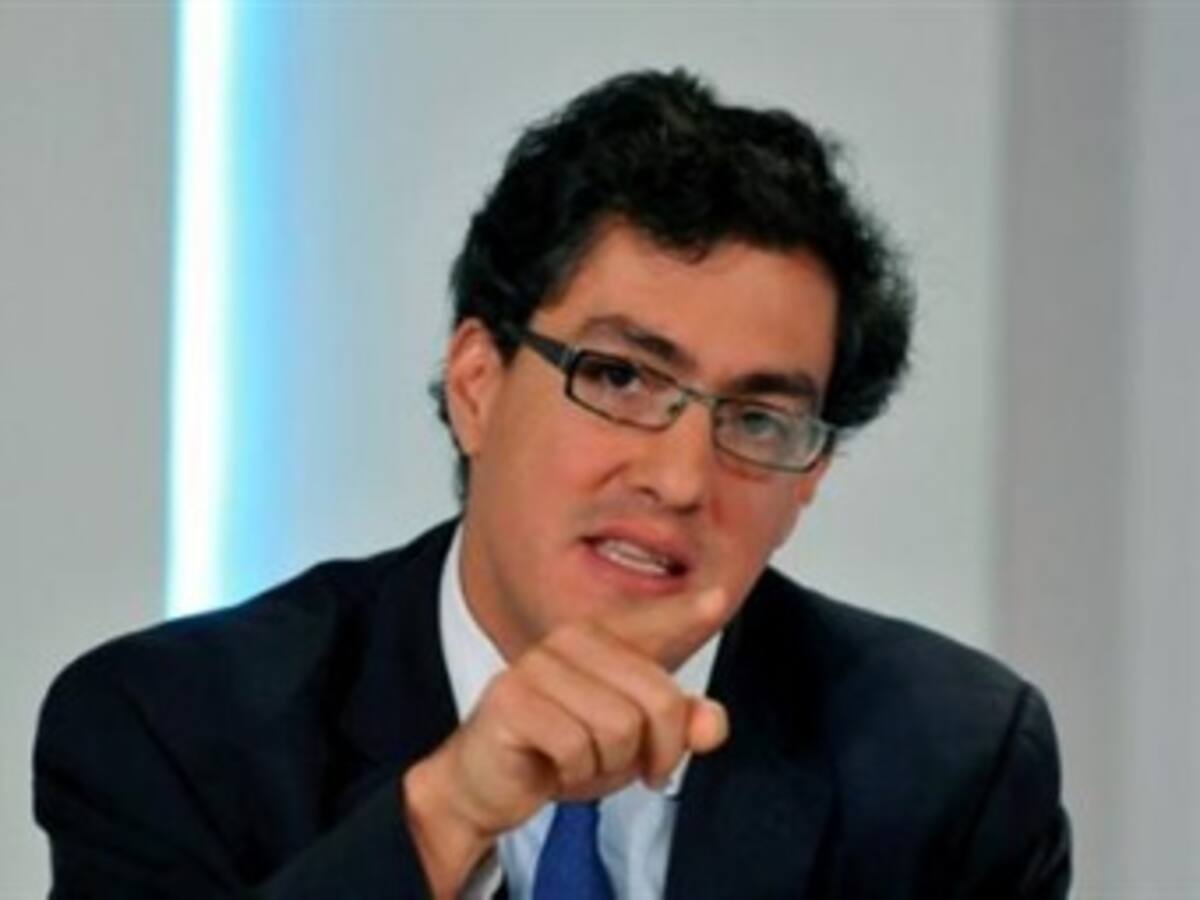 Desfalco a la DIAN se hizo por empresas sin capital y sin propietarios conocidos