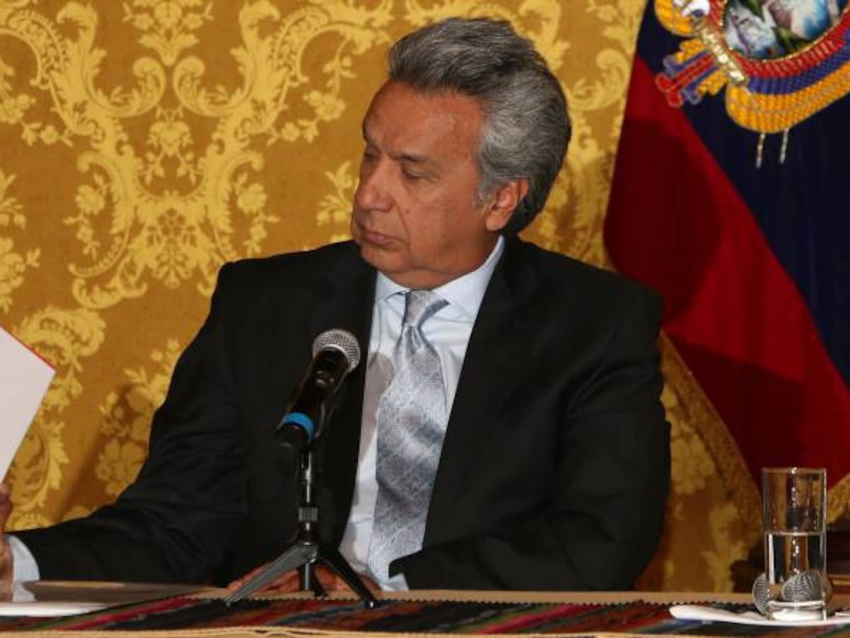 Ecuador retiró a los embajadores en Venezuela y Cuba
