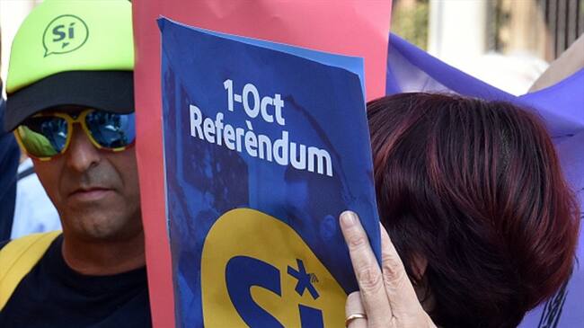 Fitch plantea rebajar nota de la deuda de Cataluña. Foto: Getty Images