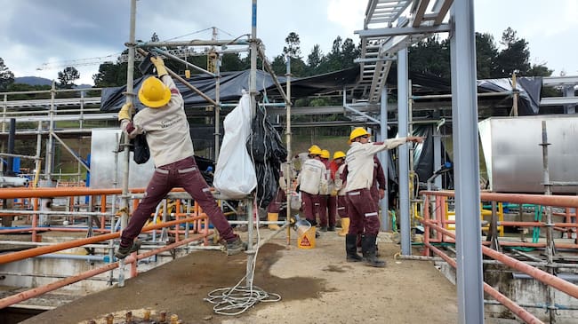 Mantenimiento en la Planta Manantiales de EPM. Cortesía: Empresas Públicas de Medellín.