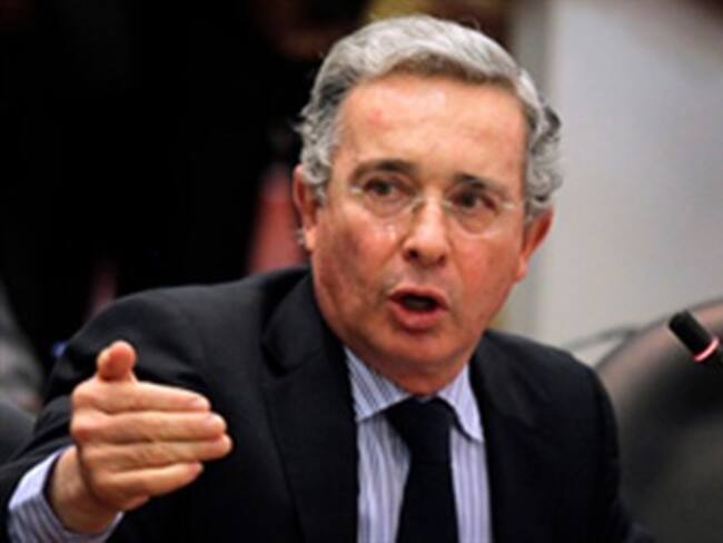 Uribe podría ser conducido si no cumple citación a la Fiscalía