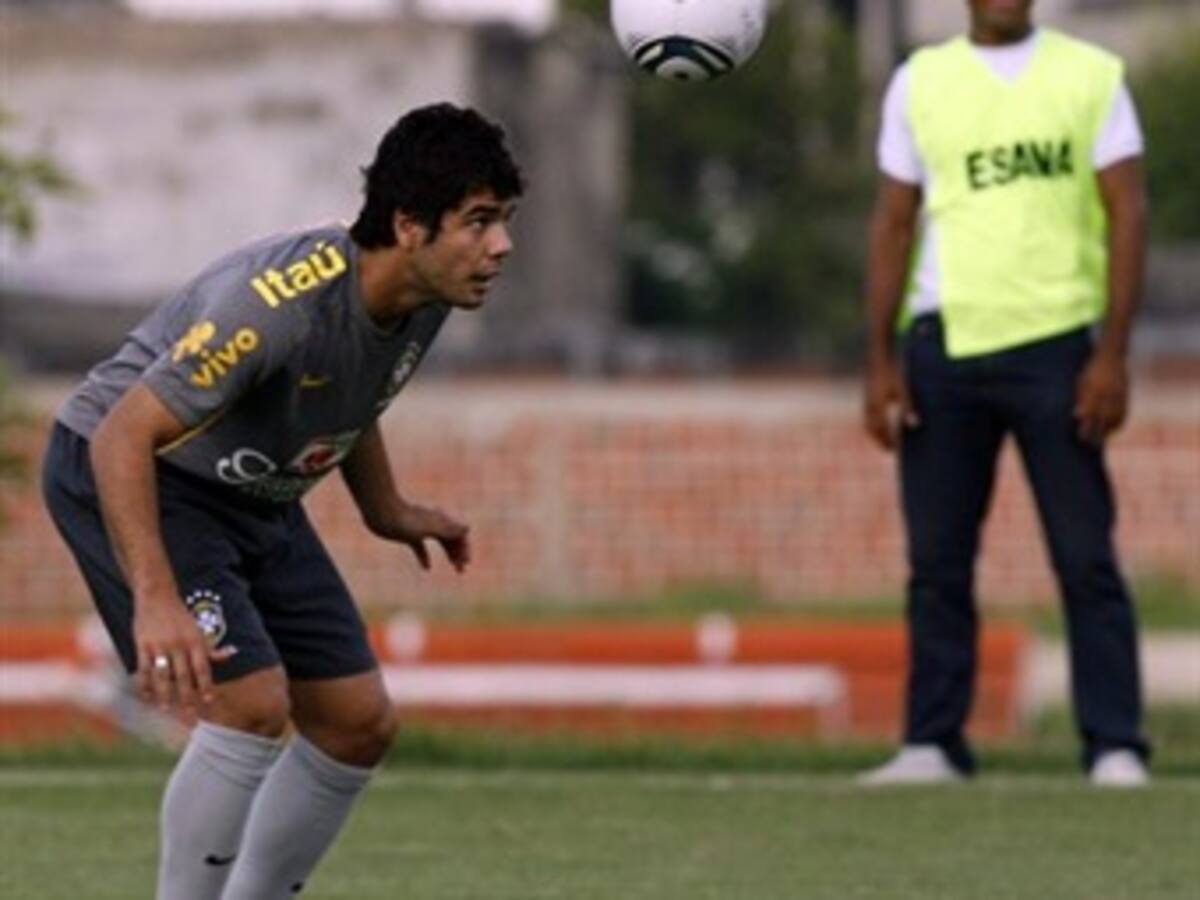 Descartada lesión del delantero brasilero Henrique