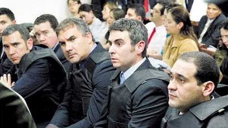 Declaran "muerte empresarial" a los primos Nule