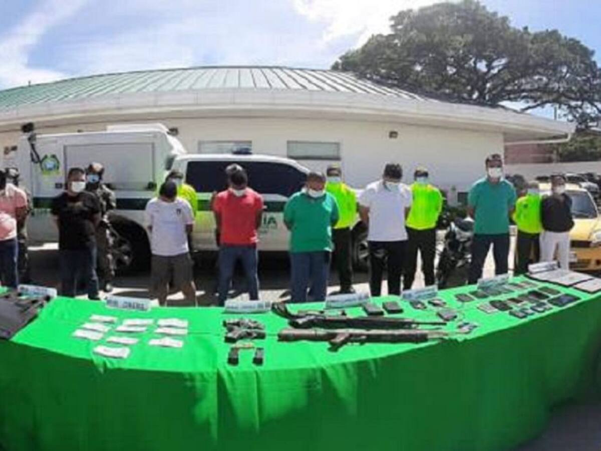 Dijin habla de informe que involucraría a policías en atentado a Duque