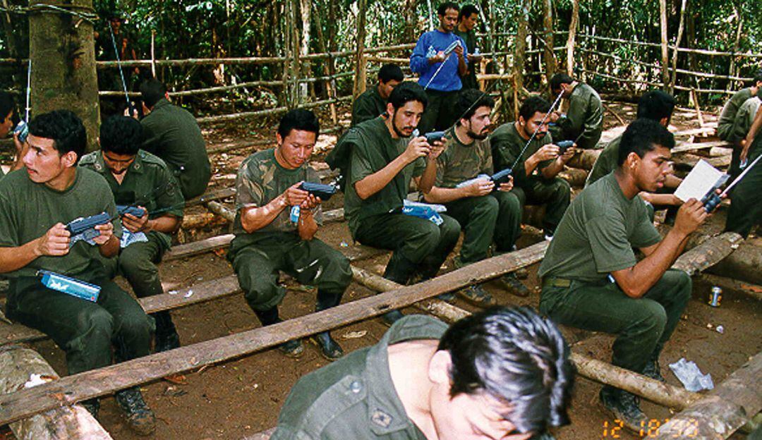 La JEP recibió la versión libres de tres exmandos medios de las exfarc