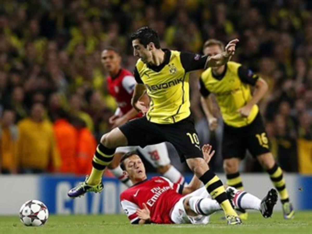 Borussia puso fin al invicto de Arsenal en la temporada