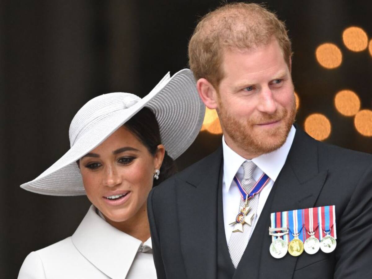 Duques de Sussex viajan a Escocia para ver a la reina Isabel ll