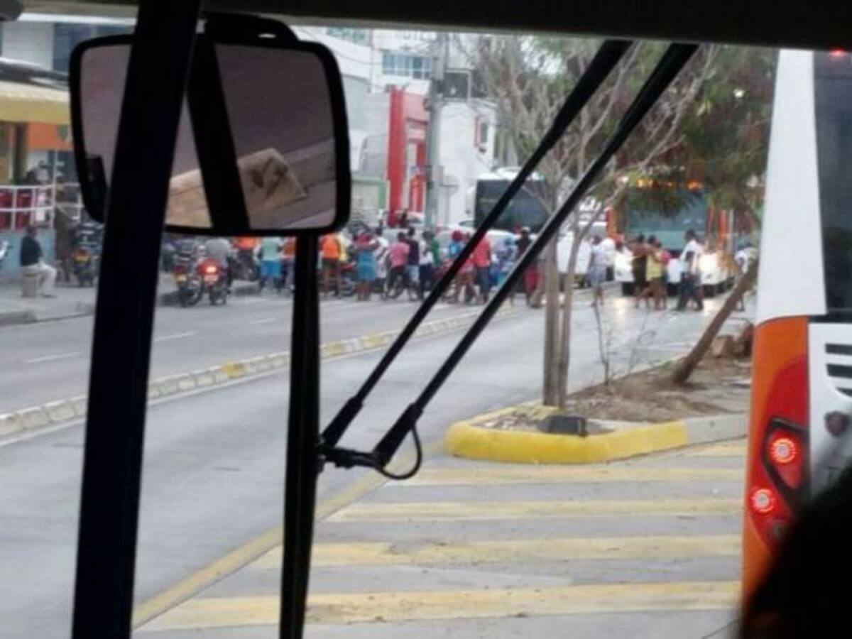 Protesta por falta de energía paralizó por varias horas Transcaribe