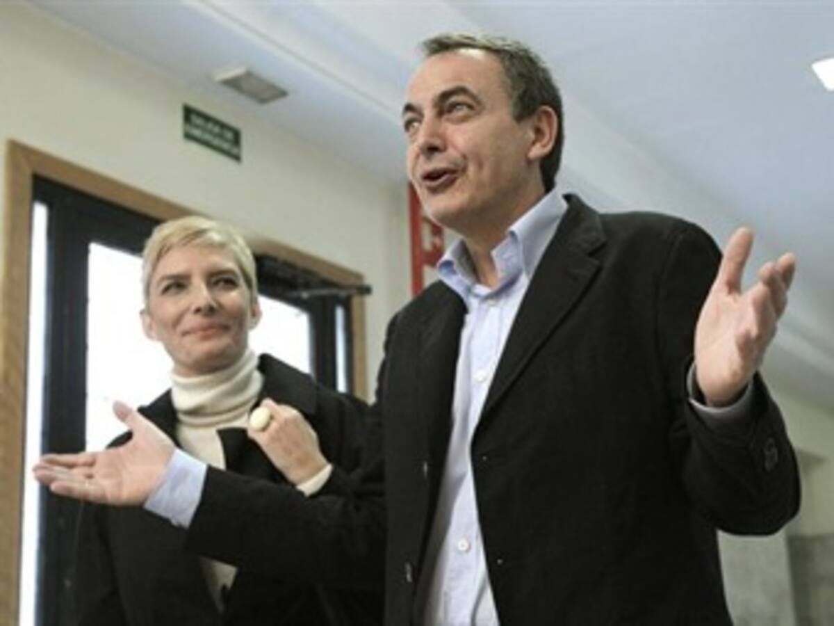 Zapatero: 'El futuro hoy más que nunca está en manos de los ciudadanos'