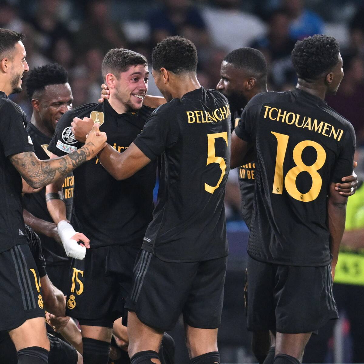 ¿Golazo o suerte? Real Madrid le remonta al Napoli con anotación en los últimos minutos