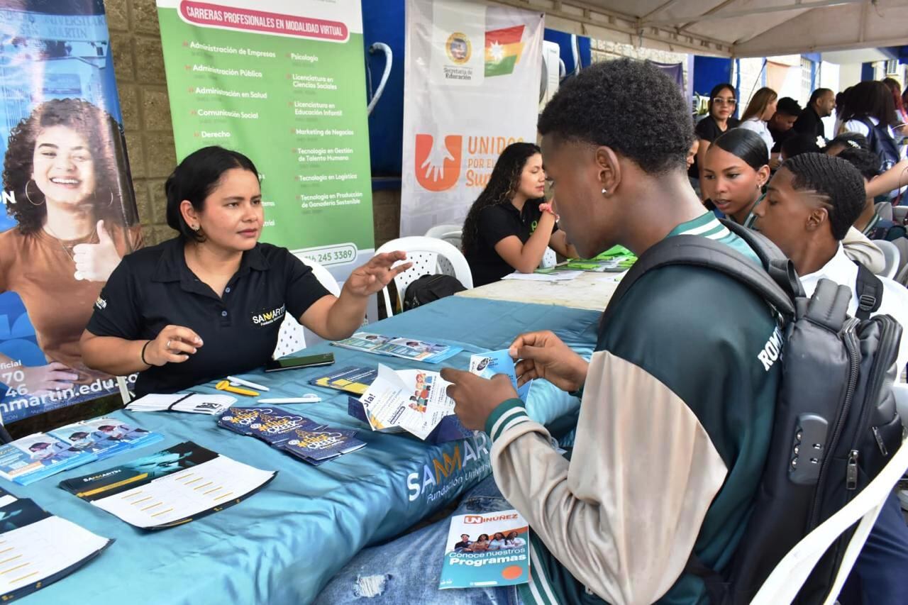 Feria Universitaria del PES- Pedro Romero abrió puertas de educación superior