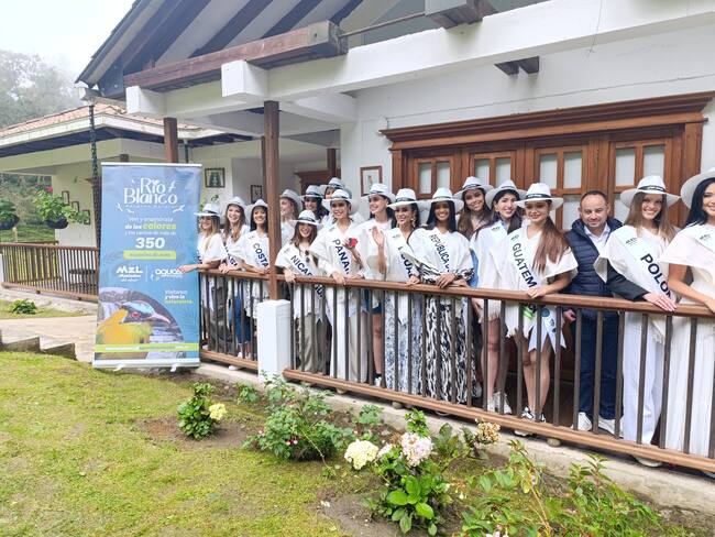 Foto de las candidatas en Río Blanco en Manizales.