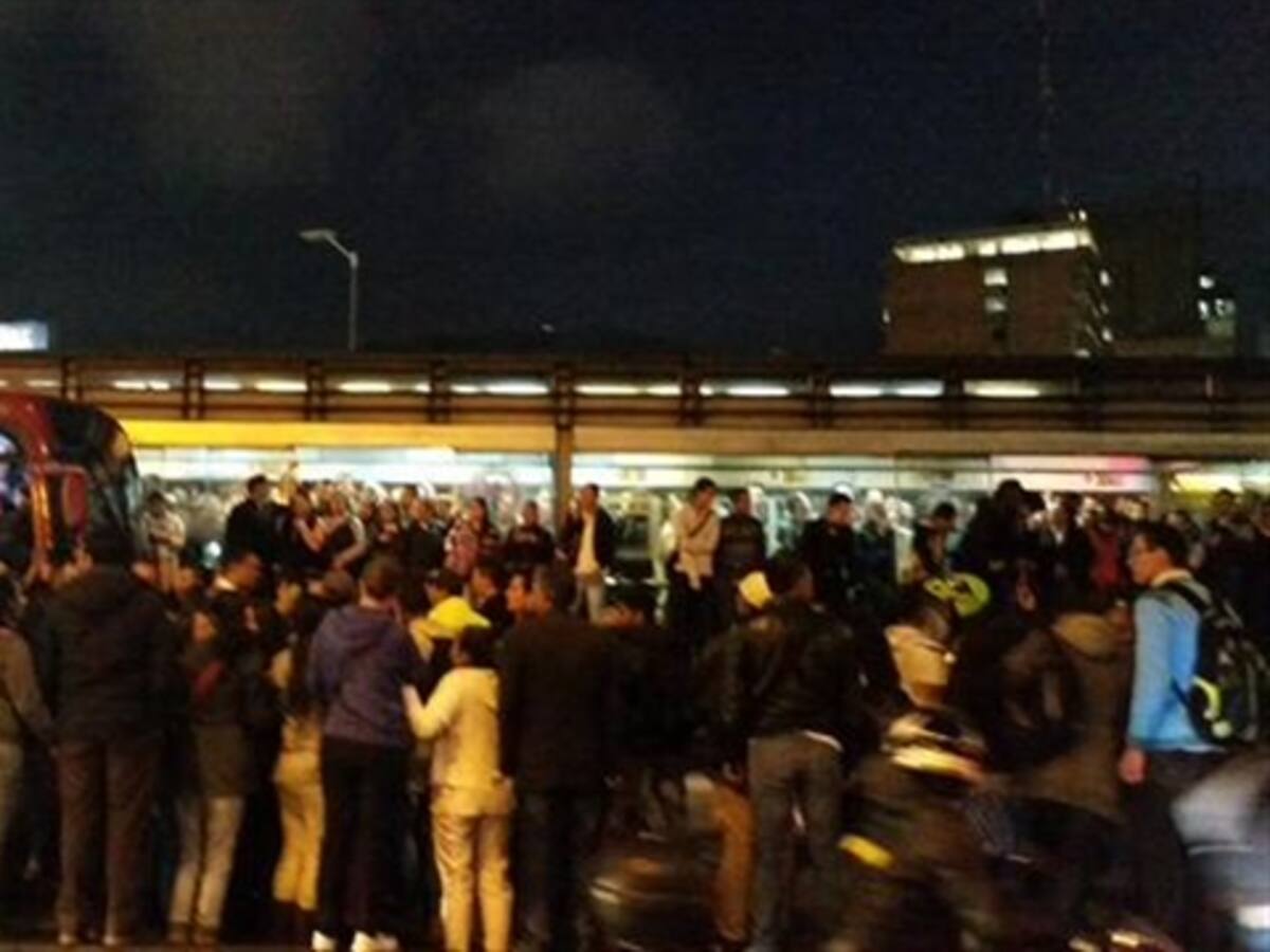 Bloqueos colapsaron varias troncales de Transmilenio