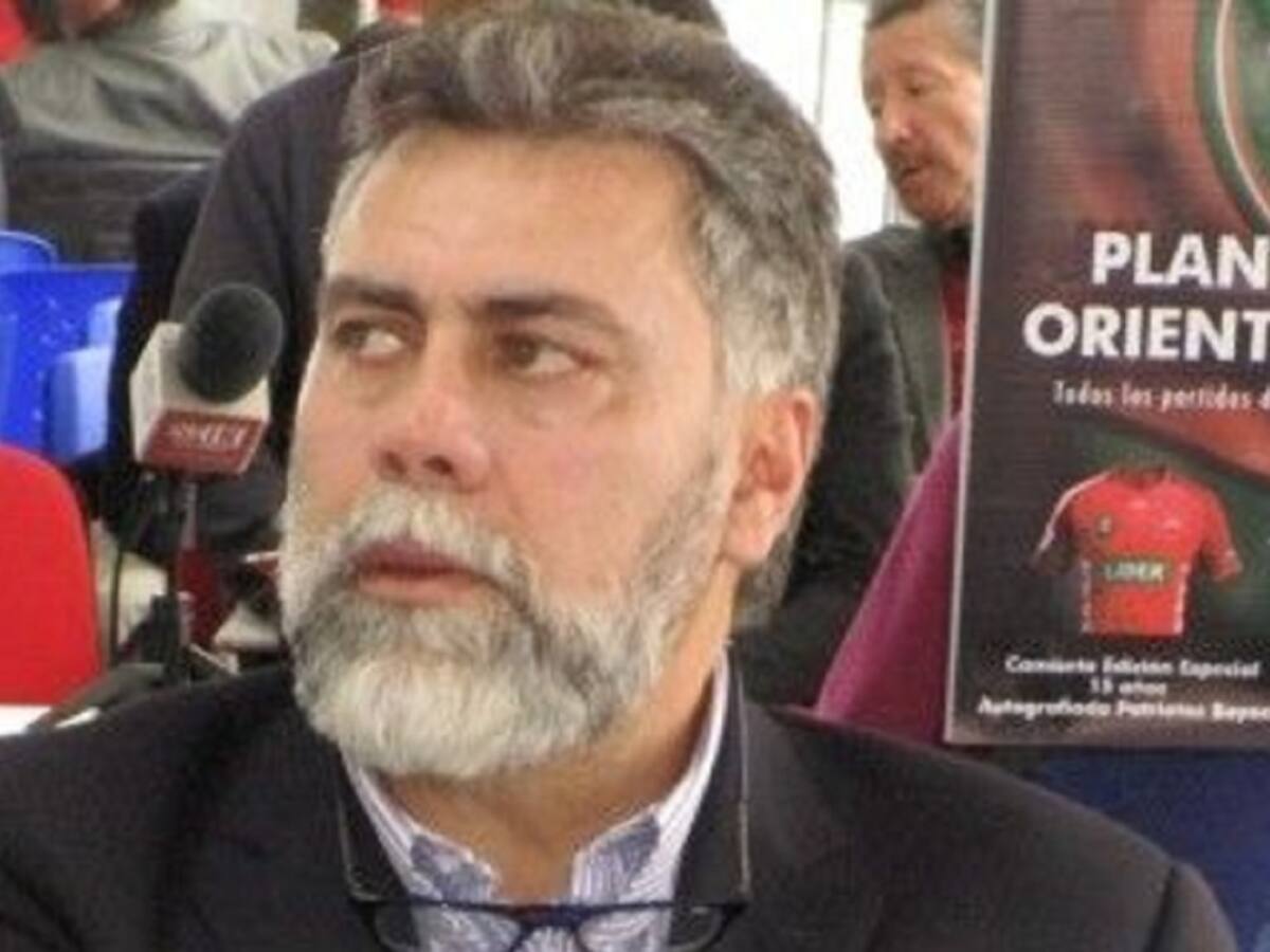 "A Vélez no le reclamamos corrupción, sino promesas incumplidas": C. Guzmán