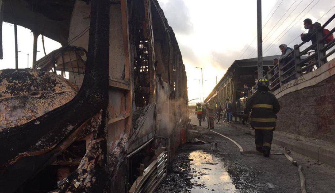 Operadores del SITP y Transmilenio llevan 9 meses esperando que una aseguradora contratada por el Gobierno responda.  