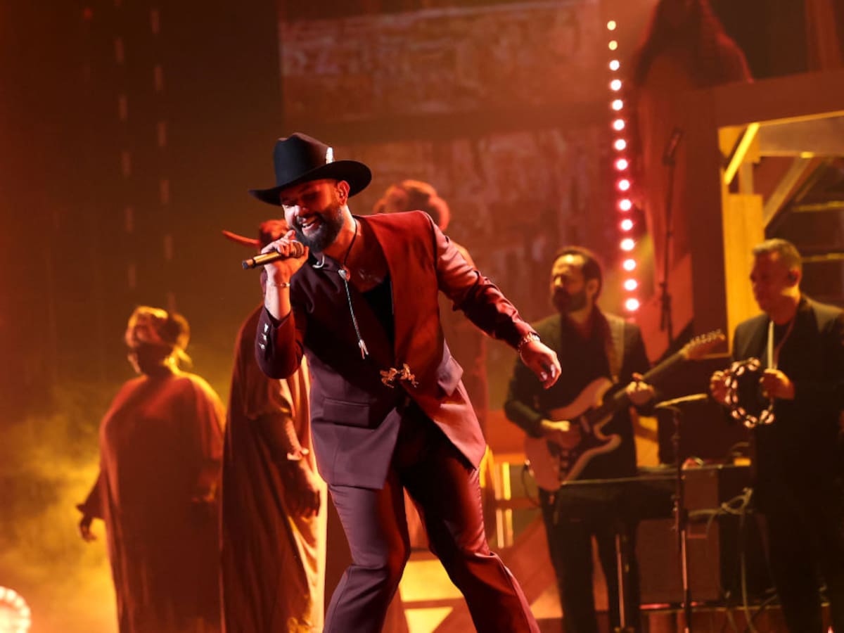 Carín león inicia el 2026 con “la morrita”, un huapango junto al cantante mexicano Xavi