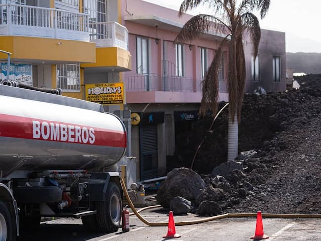 Viviendas afectadas por la erupción del volcán Cumbre Vieja en la isla La Palma.     Foto: Getty 